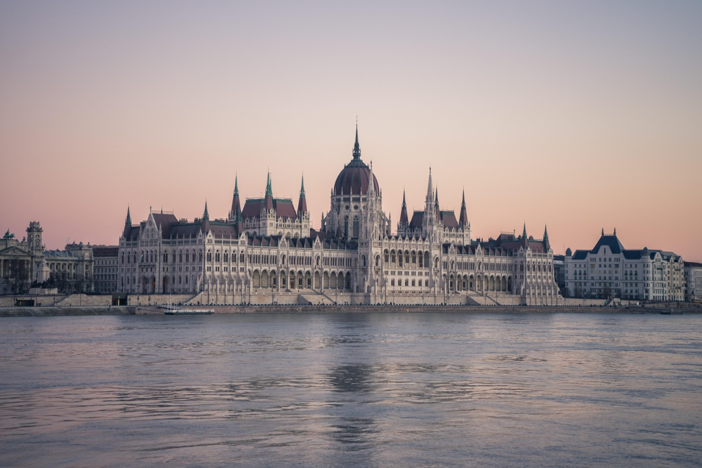 Presidential elections in parliamentary democracy: compromises in human potentials